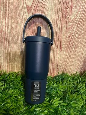 Brumate RESA Navy 25oz Tumbler with Handle